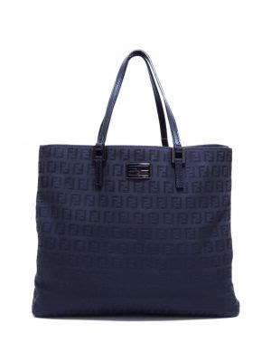 kabelky fendi